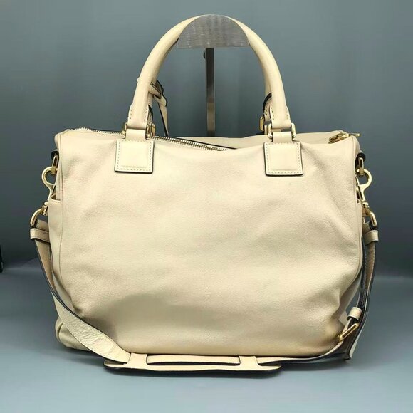 Loewe Elegant Cream Handbag - Picture 2 of 15